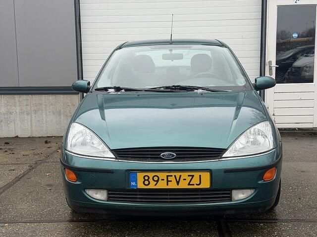 Occasion Ford Focus Ghia 101 PK (74 kW) 2000 Groen Sedan