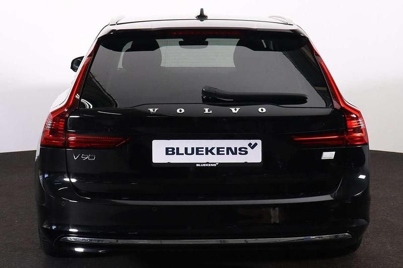 Occasion Volvo V90 Core 349 PK (256 kW) 2023 Zwart Stationwagen
