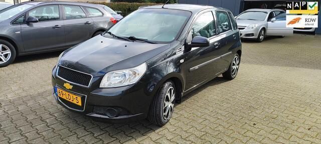 Zwart Gebruikt 2010 Chevrolet Aveo LS Hatchback | € 2.699 (Eerlijke prijs) - Afbeelding 1/4