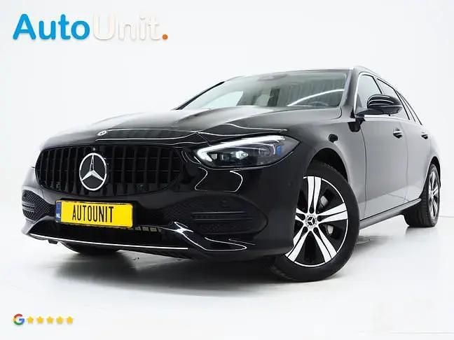 Zwart Gebruikt 2022 Mercedes C300e Avantgarde Stationwagen | € 32.840 (Eerlijke prijs) - Afbeelding 1/4