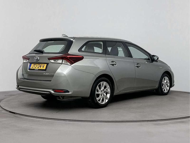 Occasion Toyota Auris Hybrid 136 PK (100 kW) 2016 Grijs Hatchback
