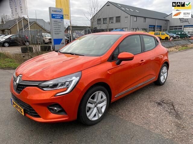 Oranje, metallic lak Gebruikt 2021 Renault Clio V Business Hatchback | € 16.450 (Super prijs) - Afbeelding 1/4