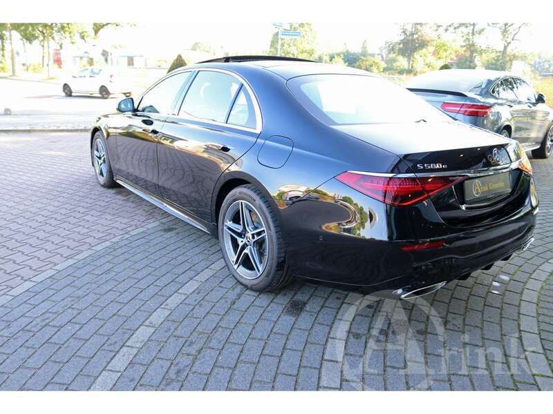 Occasion Mercedes S580 AMG line 15 PK (11 kW) 2022 Zwart, metallic lak Sedan