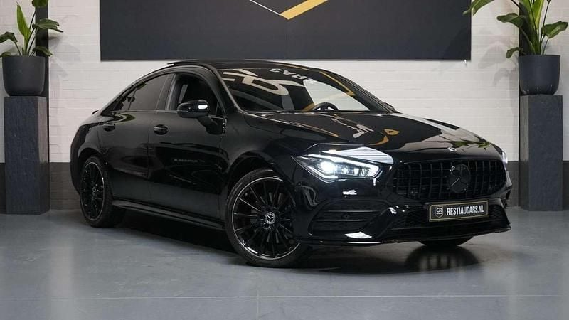 Occasion Mercedes CLA250e AMG 218 PK (160 kW) 2023 Zwart (metallic) Sedan