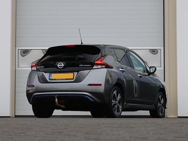 Occasion Nissan Leaf Acenta 160 kW (218 PK) 2022 Grijs Hatchback