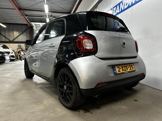 Occasion Smart ForFour Passion 71 PK (52 kW) 2014 Grijs Hatchback