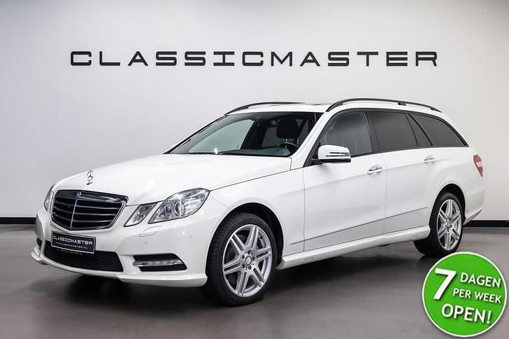 Wit Gebruikt 2010 Mercedes E500 Avantgarde Stationwagen | € 29.950 - Afbeelding 1/4