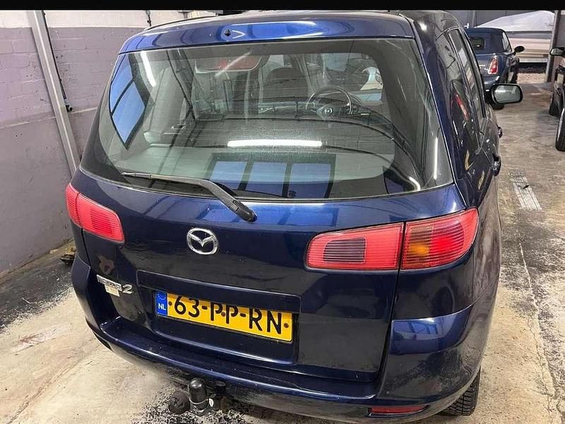 Occasion Mazda 2 Exclusive 80 PK (58 kW) 2004 Blauw Stationwagen