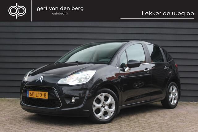 Zwart, metallic lak Gebruikt 2010 Citroën C3 Exclusive Hatchback | € 3.400 (Goede deal) - Afbeelding 1/4