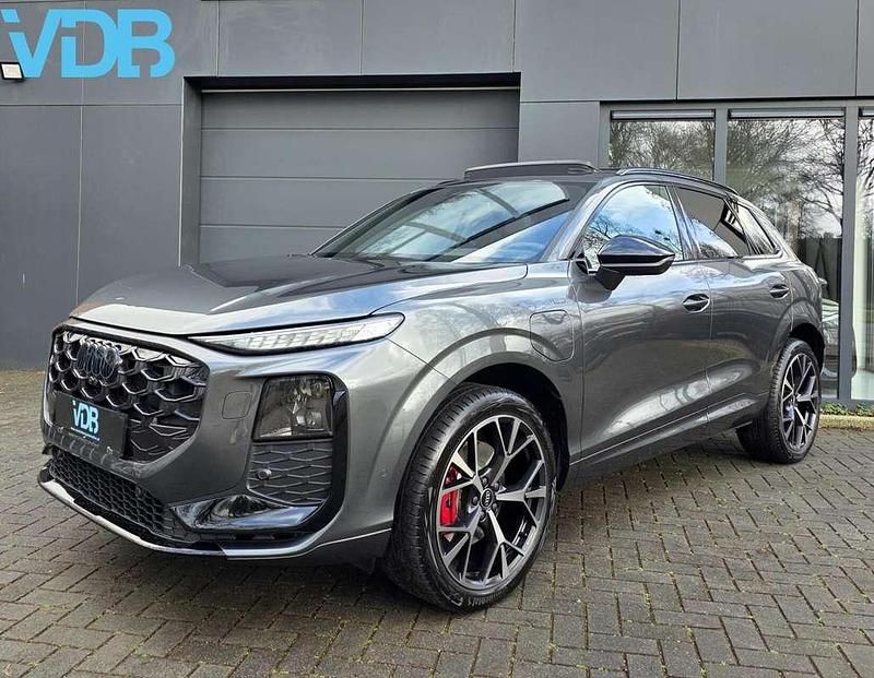 Occasion Audi Q3 S-Line 272 PK (200 kW) 2025 Grijs SUV