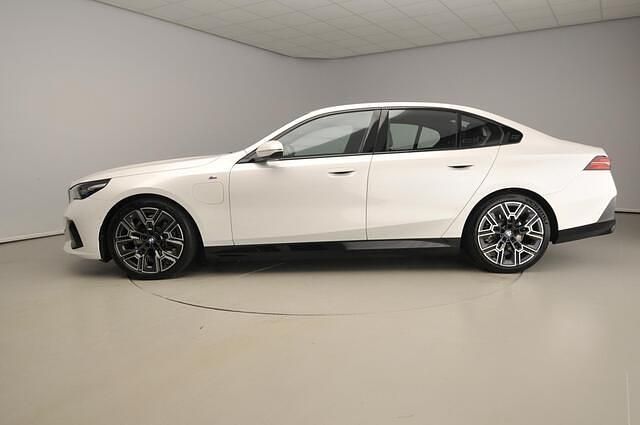 Occasion BMW 530e M Sport 299 PK (219 kW) 2025 Wit Sedan