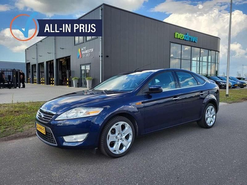 Blauw Gebruikt 2008 Ford Mondeo Ghia Hatchback | € 6.750 (Iets duurder) - Afbeelding 1/4