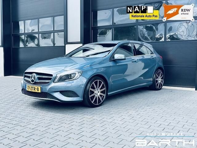 Blauw Gebruikt 2013 Mercedes A180 Ambition Hatchback | € 7.735 (Goede deal) - Afbeelding 1/4