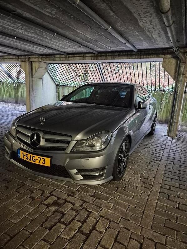 Occasion 2012 Mercedes C350 | € 8.250 (Eerlijke prijs) - Afbeelding 1/4