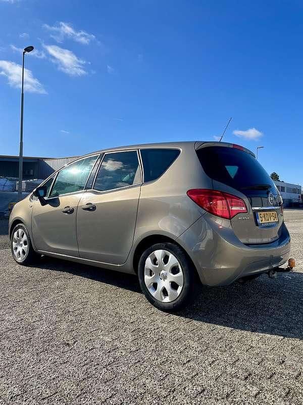 Occasion Opel Meriva 101 PK (74 kW) 2013 Bruin MPV