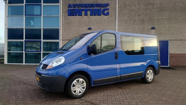 Blauw Gebruikt 2007 Renault Trafic Van | € 9.750 - Afbeelding 1/4