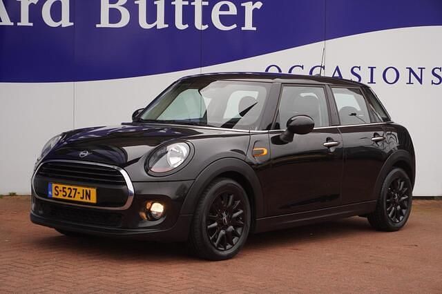 Occasion Mini ONE Pepper 102 PK (75 kW) 2019 Zwart Hatchback