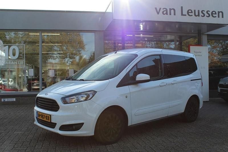 Occasion Ford Tourneo Courier Titanium 101 PK (74 kW) 2017 Wit MPV