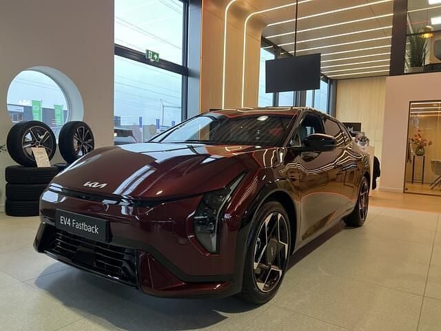 Nieuw Kia EV4 GT-Line 150 kW (204 PK) 2025 Rood Hatchback