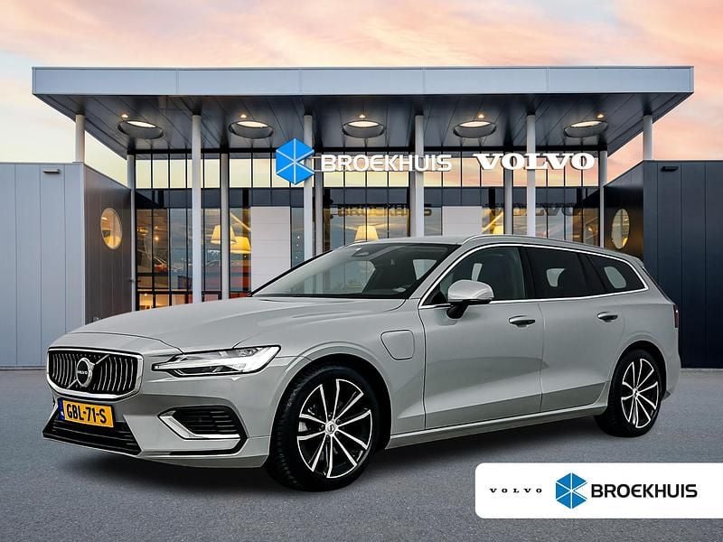 Grijs Gebruikt 2024 Volvo V60 Stationwagen | € 39.895 (Goede deal) - Afbeelding 1/4