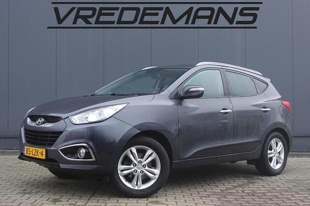 Grijs (metallic) Gebruikt 2010 Hyundai ix35 Style SUV | € 7.950 (Eerlijke prijs) - Afbeelding 1/4