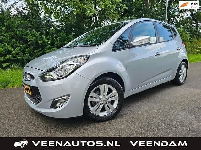Grijs Gebruikt 2011 Hyundai ix20 MPV | € 7.950 (Goede deal) - Afbeelding 1/4