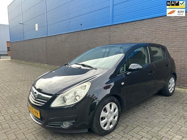 Zwart Gebruikt 2008 Opel Corsa Enjoy Hatchback | € 1.695 (Goede deal) - Afbeelding 1/4
