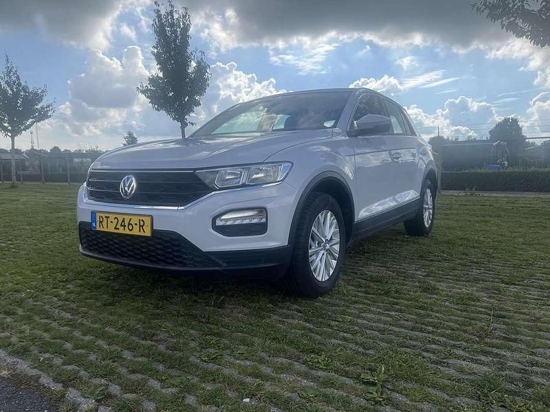 Wit Gebruikt 2018 VW T-Roc SUV | € 15.450 (Goede deal) - Afbeelding 1/4