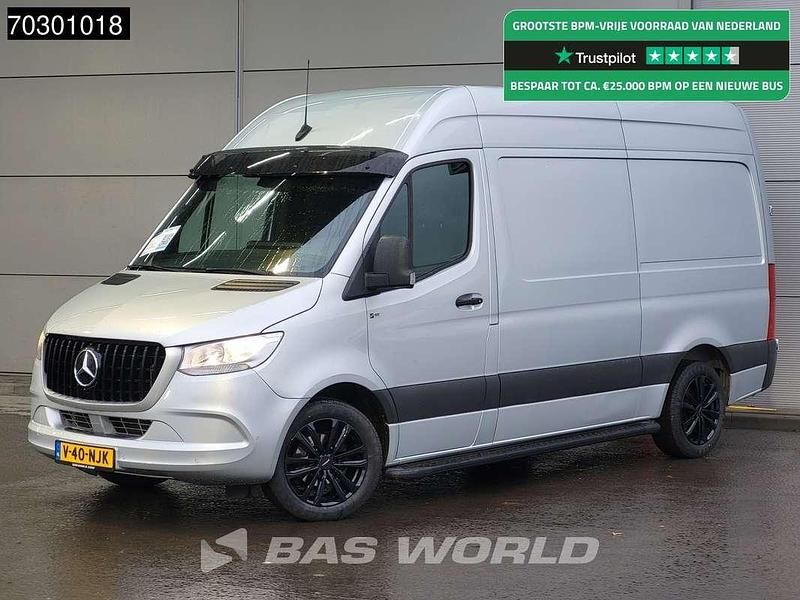 Zilver Gebruikt 2021 Mercedes Sprinter Edition Van | € 32.950 (Goede deal) - Afbeelding 1/3