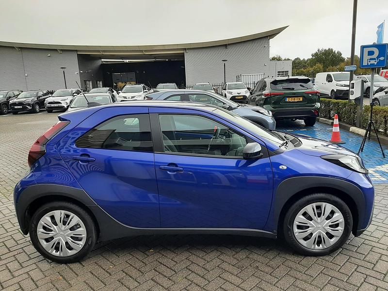 Occasion Toyota Aygo X X-play 72 PK (52 kW) 2025 Blauw SUV