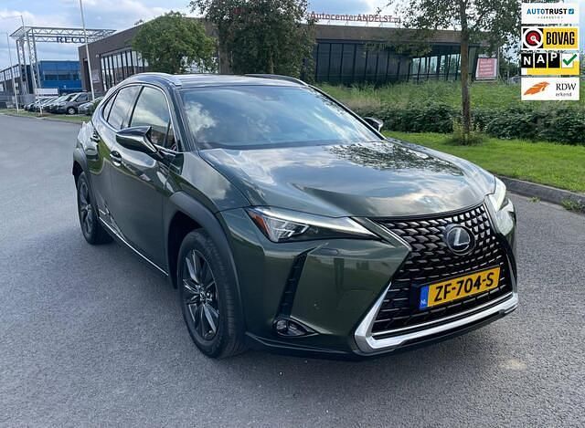 Groen Gebruikt 2019 Lexus UX 250h SUV | € 23.450 (Duur) - Afbeelding 1/4