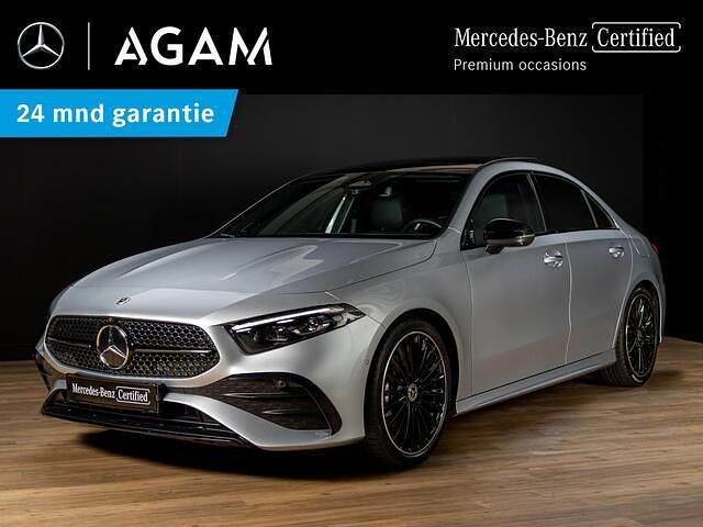 Occasion Mercedes A180 AMG line Plus 136 PK (100 kW) 2025 Grijs Sedan