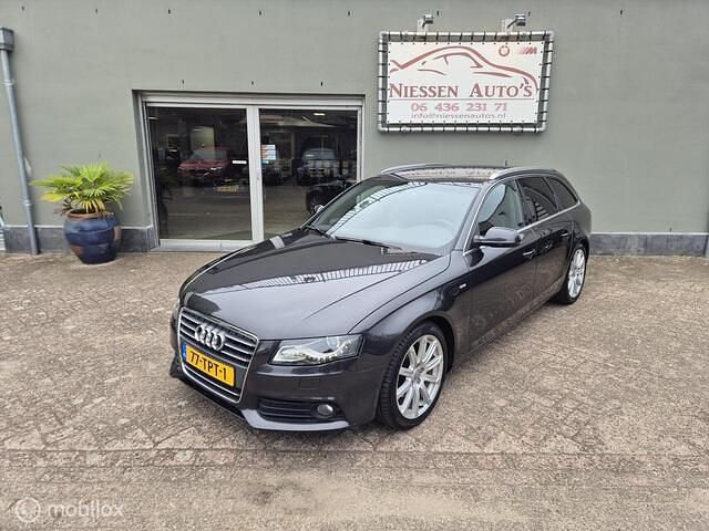 Grijs Gebruikt 2011 Audi A4 S-Line Stationwagen | € 7.950 (Eerlijke prijs) - Afbeelding 1/4