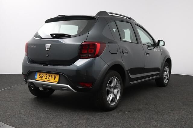Occasion Dacia Sandero Stepway 90 PK (66 kW) 2018 Grijs Hatchback