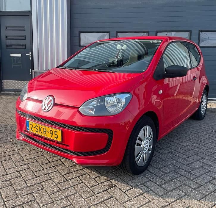 Occasion 2013 VW up! Hatchback | € 5.250 (Goede deal) - Afbeelding 1/4