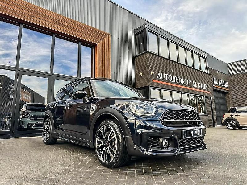 Zwart (metallic) Occasion 2022 Mini John Cooper Works Countryman SUV | € 37.500 (Eerlijke prijs) - Afbeelding 1/4