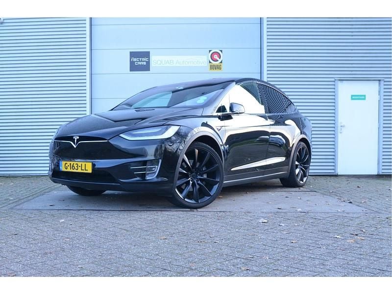 Zwart Gebruikt 2019 Tesla Model X SUV | € 44.999 - Afbeelding 1/4
