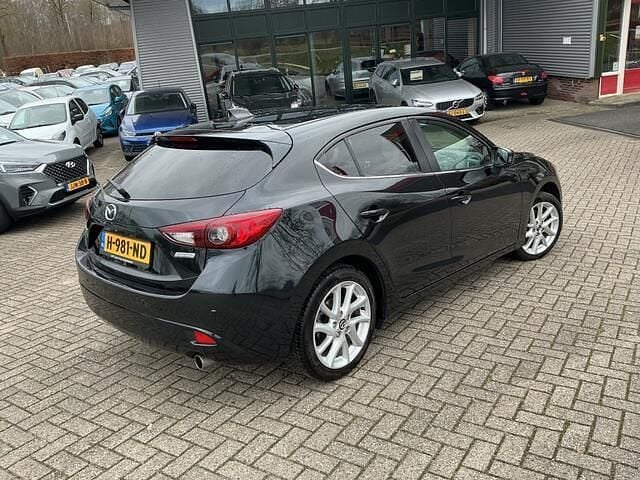Occasion Mazda 3 120 PK (88 kW) 2015 Zwart Hatchback