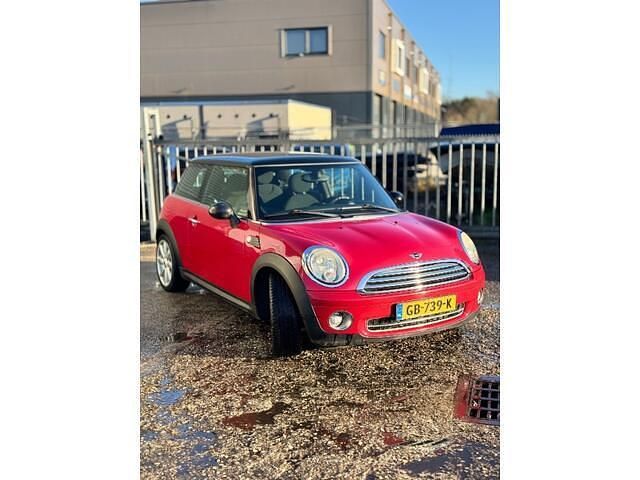 Occasion Mini Cooper 116 PK (85 kW) 2009 Rood (metallic) Hatchback