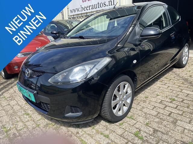 Zwart Gebruikt 2009 Mazda 2 Hatchback | € 1.995 (Goede deal) - Afbeelding 1/4