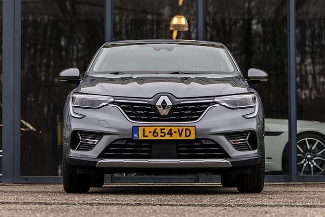 Occasion Renault Arkana 141 PK (103 kW) 2021 Grijs (metallic) SUV