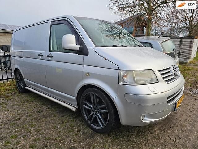 Grijs Occasion 2007 VW T5 Van | € 4.500 (Goede deal) - Afbeelding 1/4