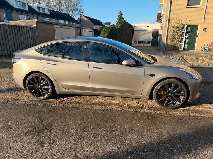 Occasion 2019 Tesla Model 3 Performance Sedan | € 23.000 (Eerlijke prijs) - Afbeelding 1/4