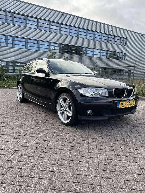 Occasion BMW 116 116 PK (85 kW) 2006 Zwart Hatchback