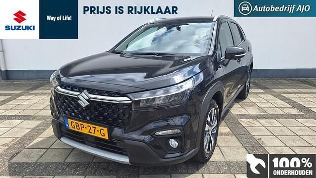 Zwart Gebruikt 2024 Suzuki SX4 S-Cross Style SUV | € 29.850 (Iets duurder) - Afbeelding 1/4