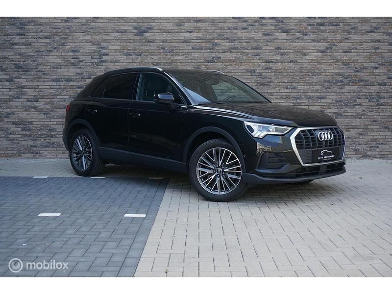 Zwart Gebruikt 2022 Audi Q3 S-Line SUV | € 32.495 (Super prijs) - Afbeelding 1/4