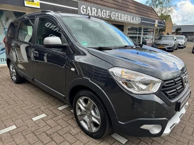 Occasion Dacia Lodgy Lauréate 116 PK (85 kW) 2018 Grijs MPV