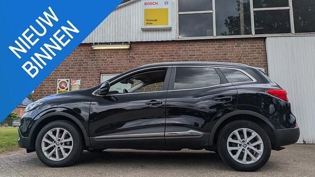 Zwart Gebruikt 2016 Renault Kadjar Intens SUV | € 10.450 (Eerlijke prijs) - Afbeelding 1/4