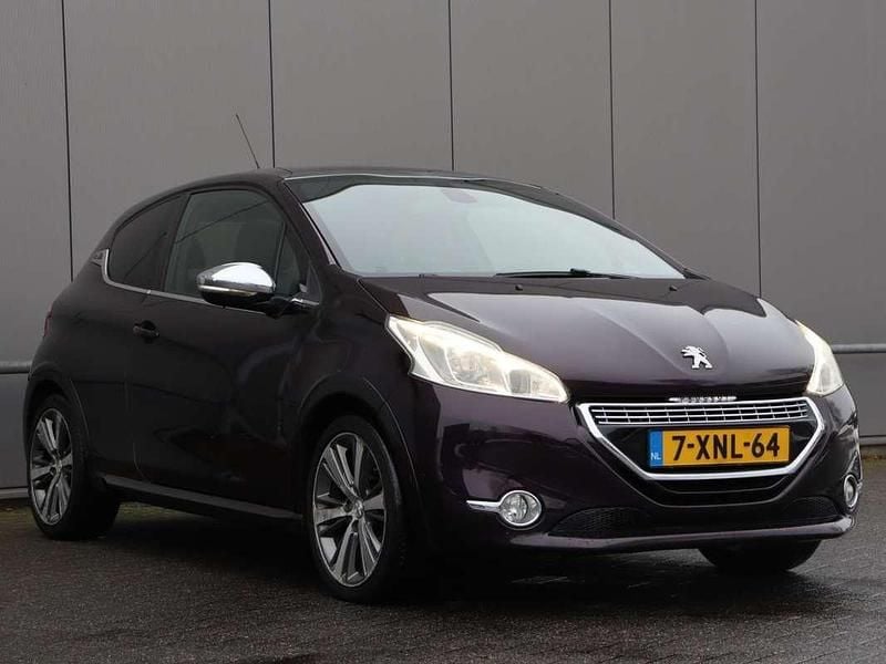 Occasion Peugeot 208 120 PK (88 kW) 2014 Paars Hatchback