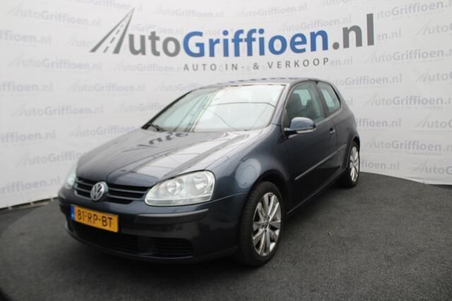 Grijs Gebruikt 2005 VW Golf IV Business Hatchback | € 2.990 (Iets duurder) - Afbeelding 1/4